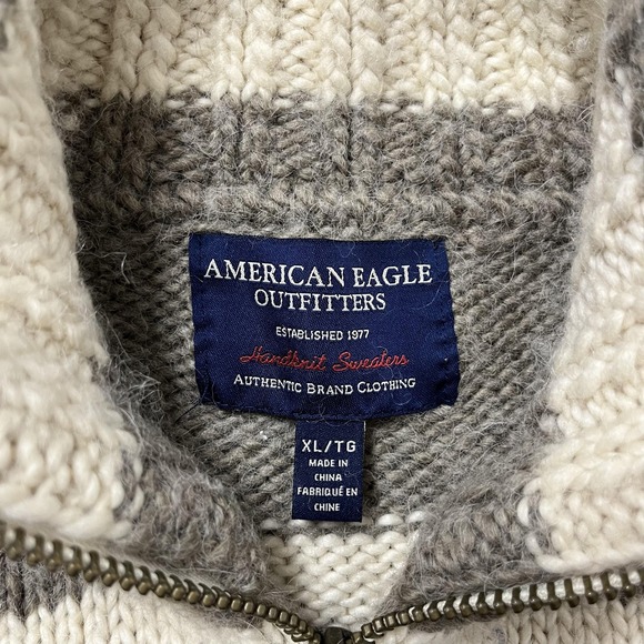 American Eagle Outfitters Sweater Mens XL Gray Handknit Zip Up Nordic Cardigan - Picture 2 of 5